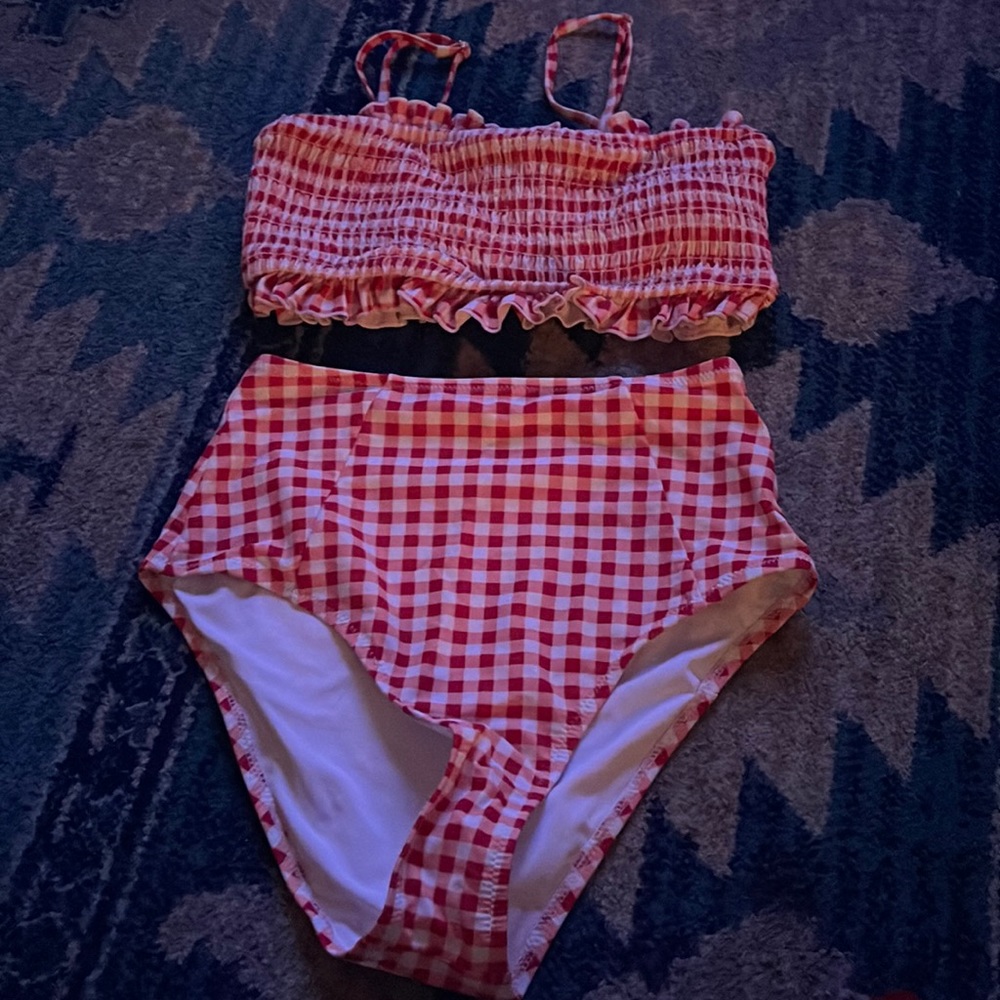 High waisted bikini